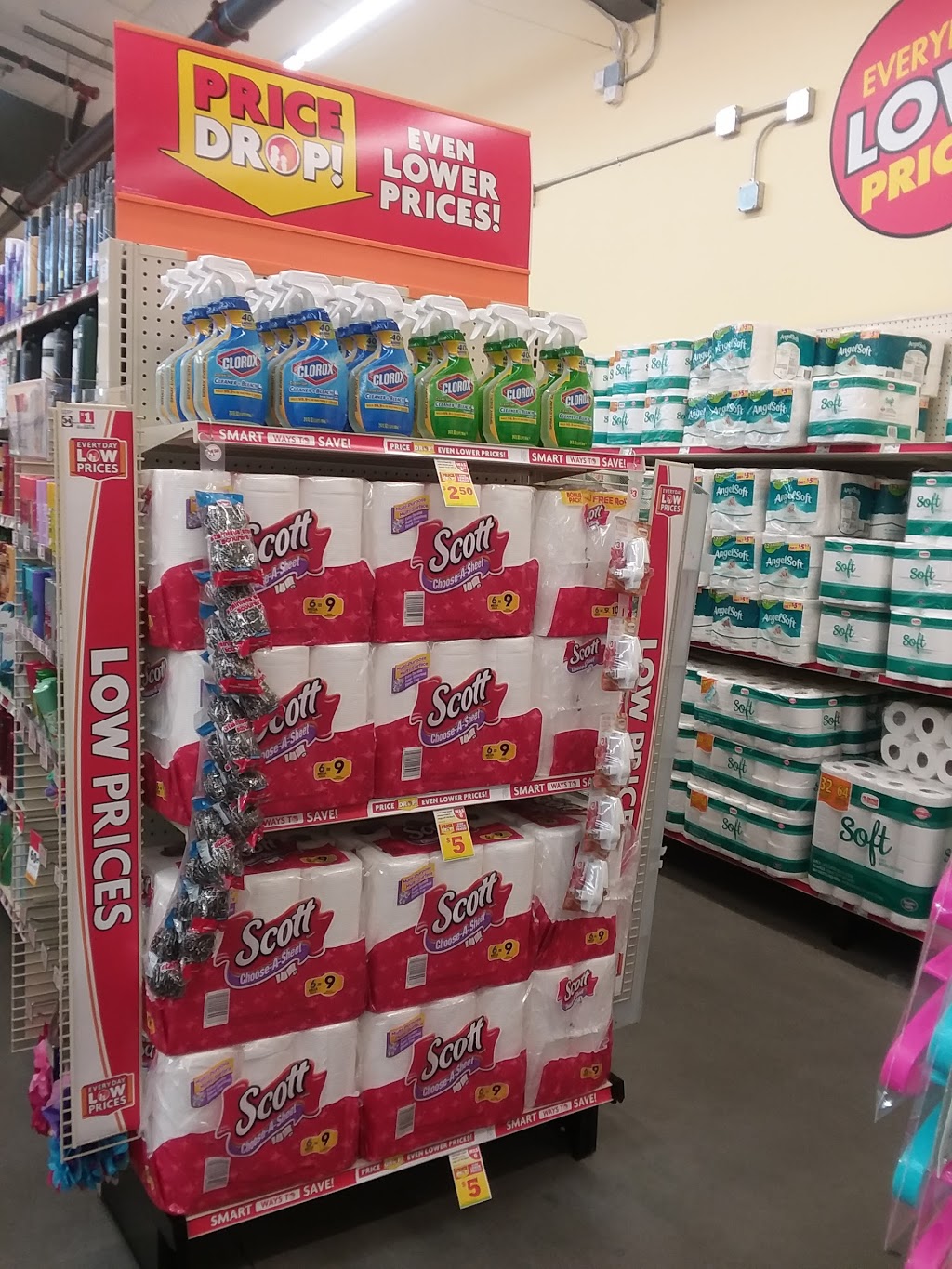 Family Dollar | 742 Academy Ave, Sanger, CA 93657, USA | Phone: (559) 546-6001