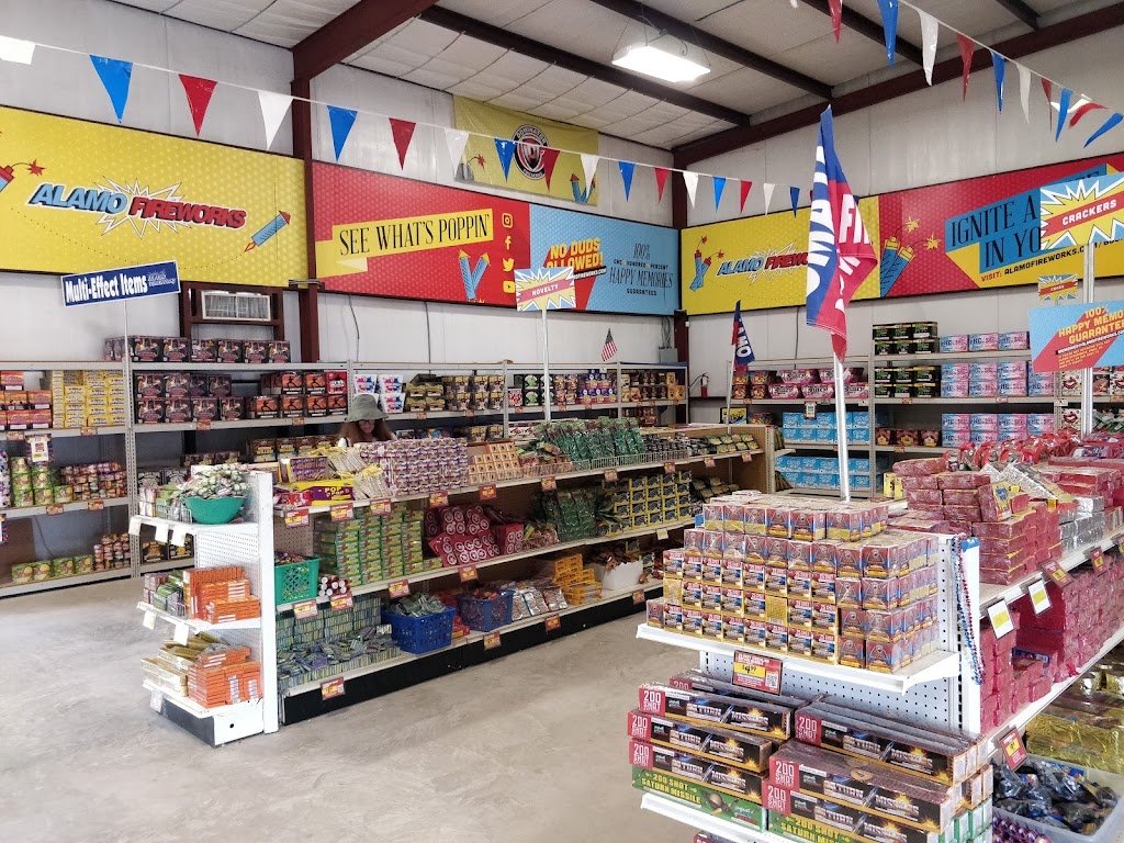 Mr. W. Fireworks | 18819 FM 2252, San Antonio, TX 78266, USA | Phone: (210) 651-4320