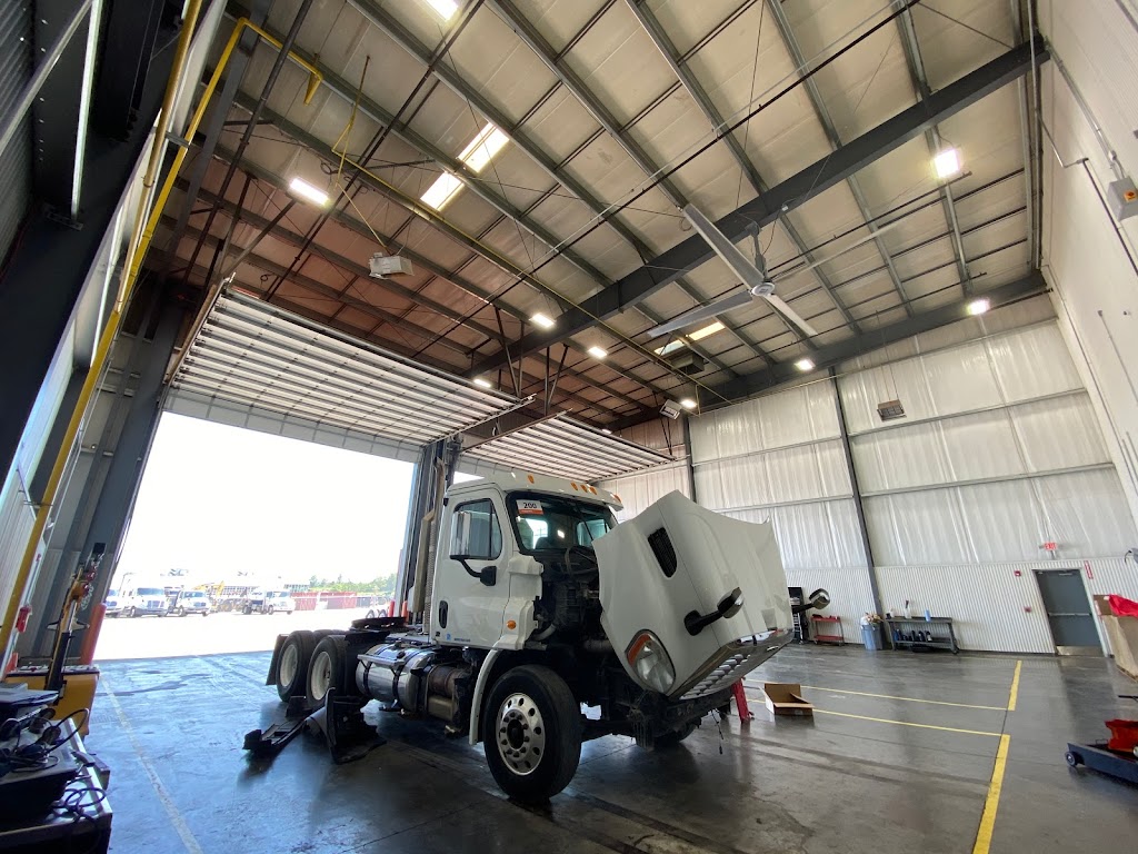 Cumberland International Trucks | 980 Leeville Rd, Lebanon, TN 37090, USA | Phone: (615) 994-3115