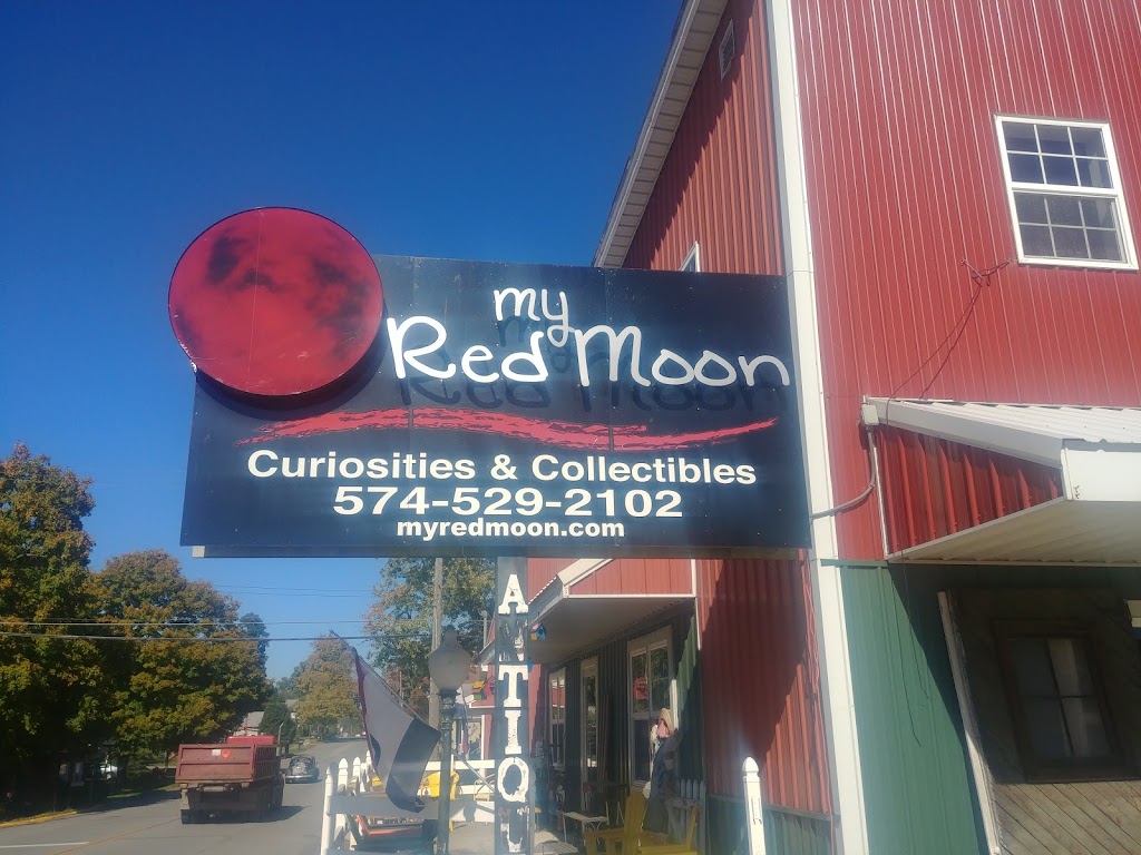 My Red Moon Curiosities & Collectibles | 306 North 1st Street Street, Pierceton, IN 46562, USA | Phone: (574) 529-2102