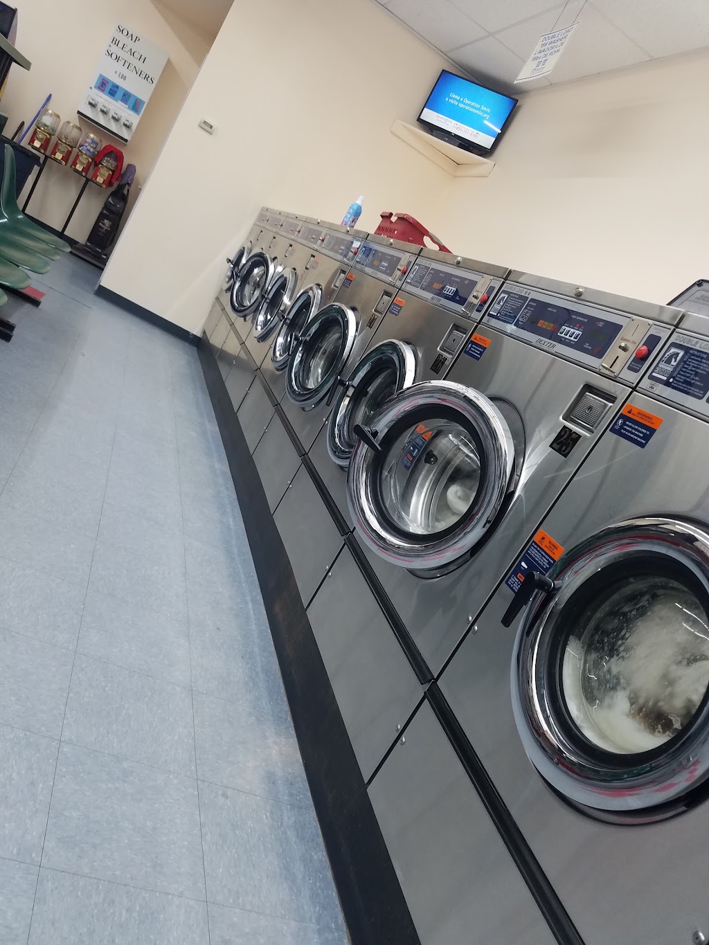 Coin Laundry | 1330 Peachtree Industrial Blvd Suit A1, Sugar Hill, GA 30518, USA | Phone: (470) 223-8681
