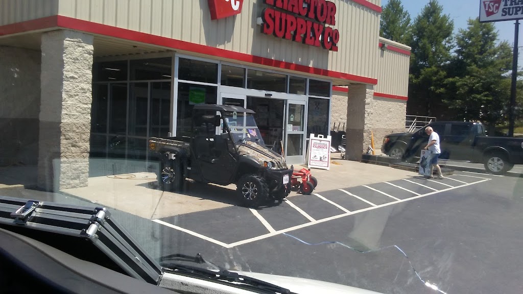 Tractor Supply Co. | 14925 Lebanon Rd, Old Hickory, TN 37138, USA | Phone: (615) 754-4700