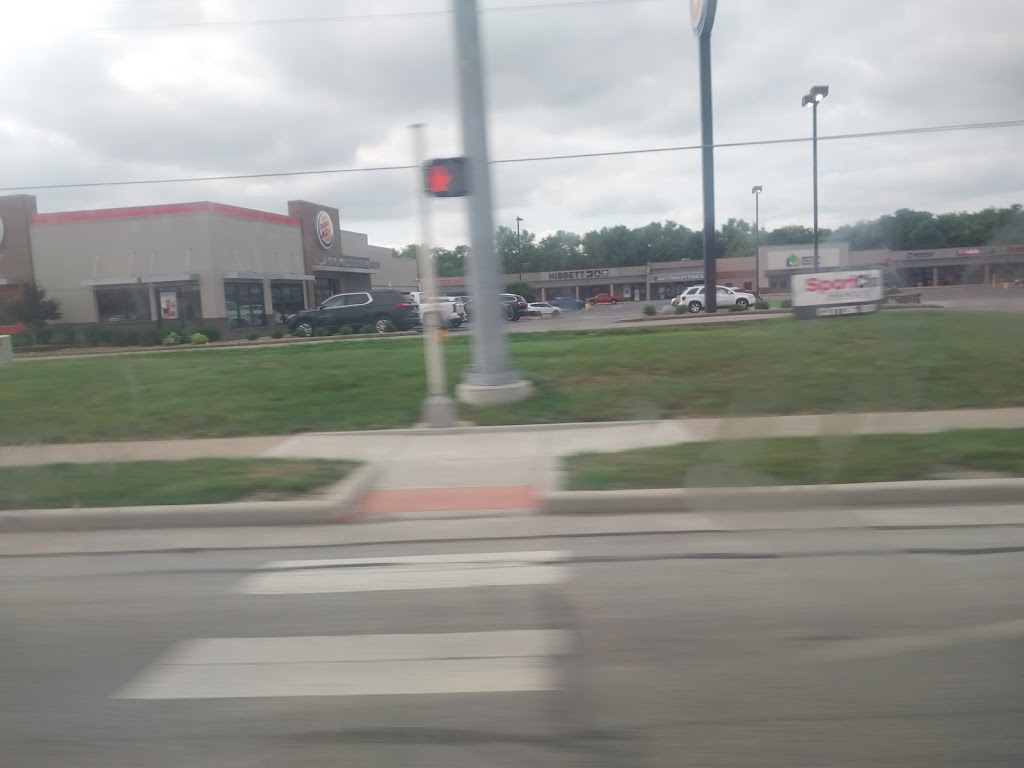 Burger King | 1830 IN-44, Shelbyville, IN 46176, USA | Phone: (317) 398-0094