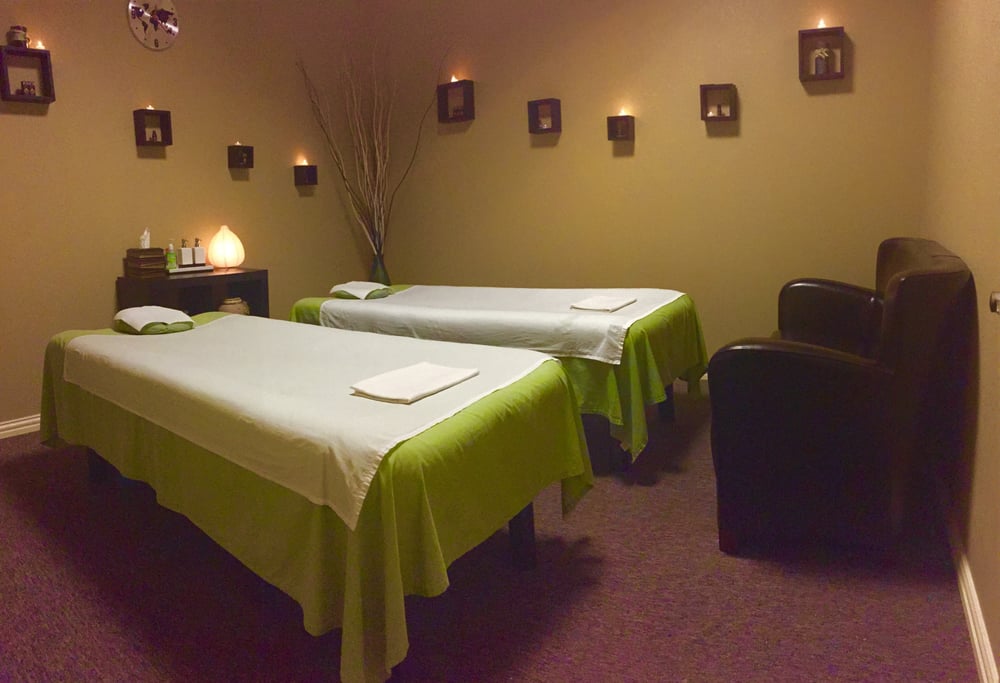 Lakeside Foot Spa & Body Massage Plus Nail Spa | 4211 S Cooper St #135, Arlington, TX 76015, USA | Phone: (817) 466-7000