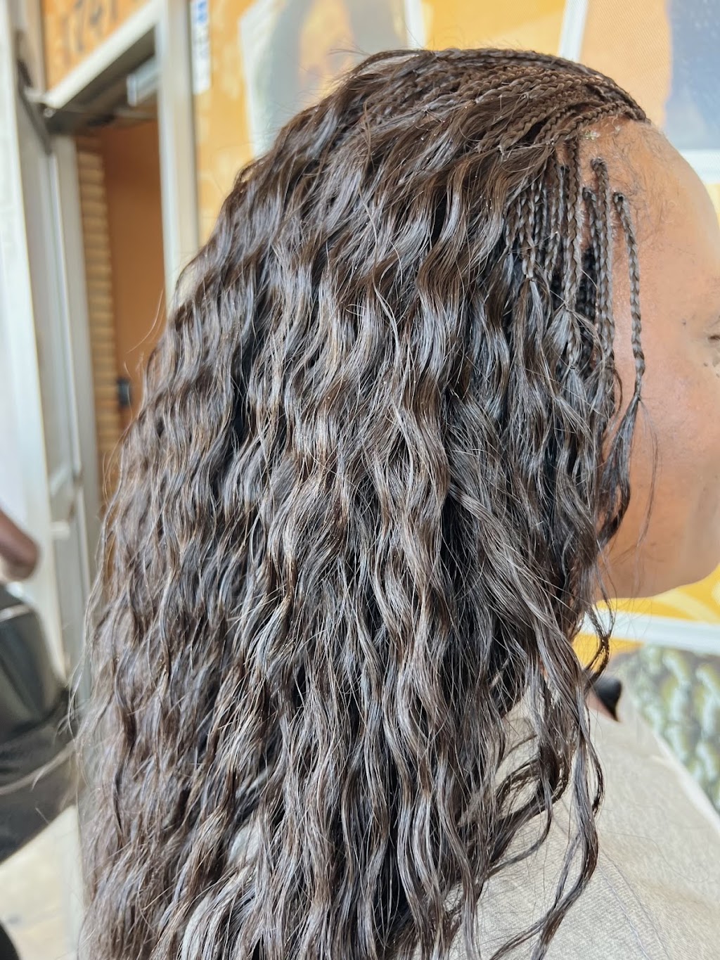 Amina African Hair Braiding | 7111 N Nebraska Ave, Tampa, FL 33604, USA | Phone: (813) 236-1188