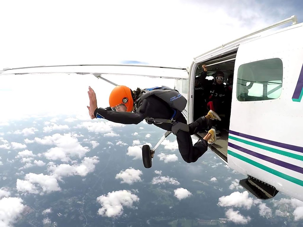 Skydive Danielson | 41 Airport Rd, Danielson, CT 06239, USA | Phone: (860) 774-5867