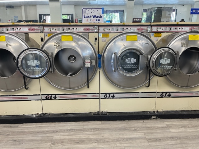 Mr. Bubbles Coin Wash and Fold Laundry | 5387 Long Beach Blvd, Long Beach, CA 90805, USA | Phone: (657) 206-5755