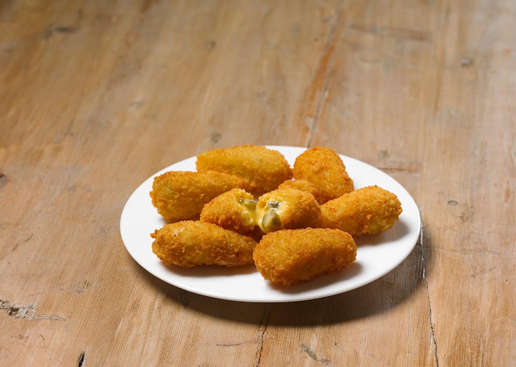 Churchs Texas Chicken | 606 N Hampton Rd, Dallas, TX 75208, USA | Phone: (214) 946-4015