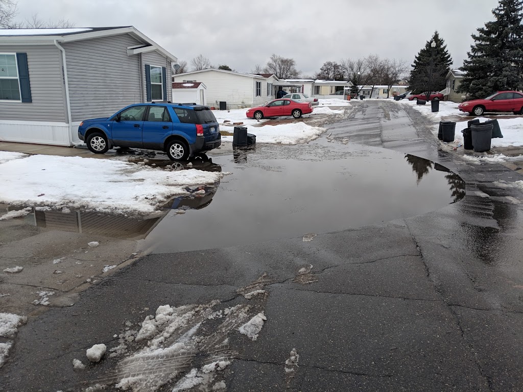 Oakland Glens | 41875 Carousel St, Novi, MI 48377, USA | Phone: (248) 624-4200