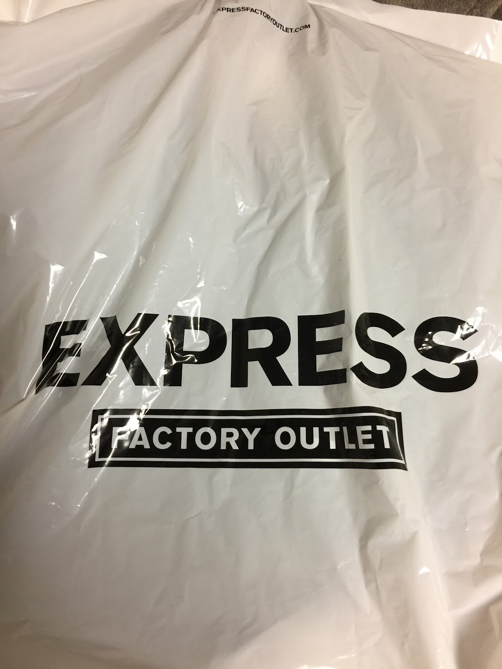 Express Factory Outlet | 1155 Buck Creek Rd, Simpsonville, KY 40067, USA | Phone: (502) 405-2048