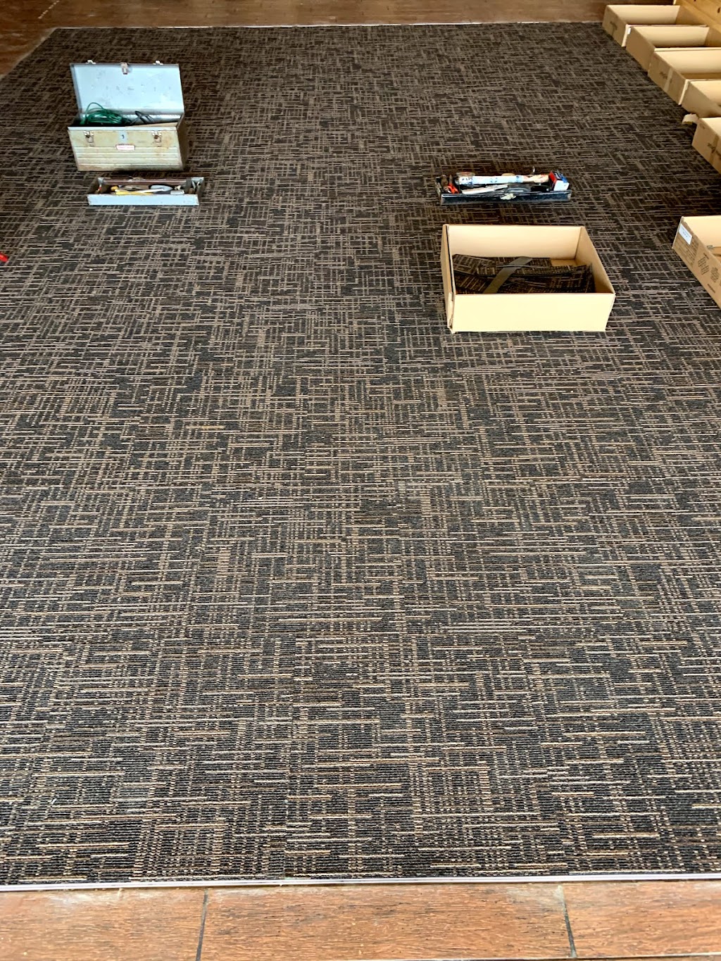 Golden Touch Carpet Installation | 10 103rd Ave NW, Coon Rapids, MN 55448, USA | Phone: (612) 770-0718