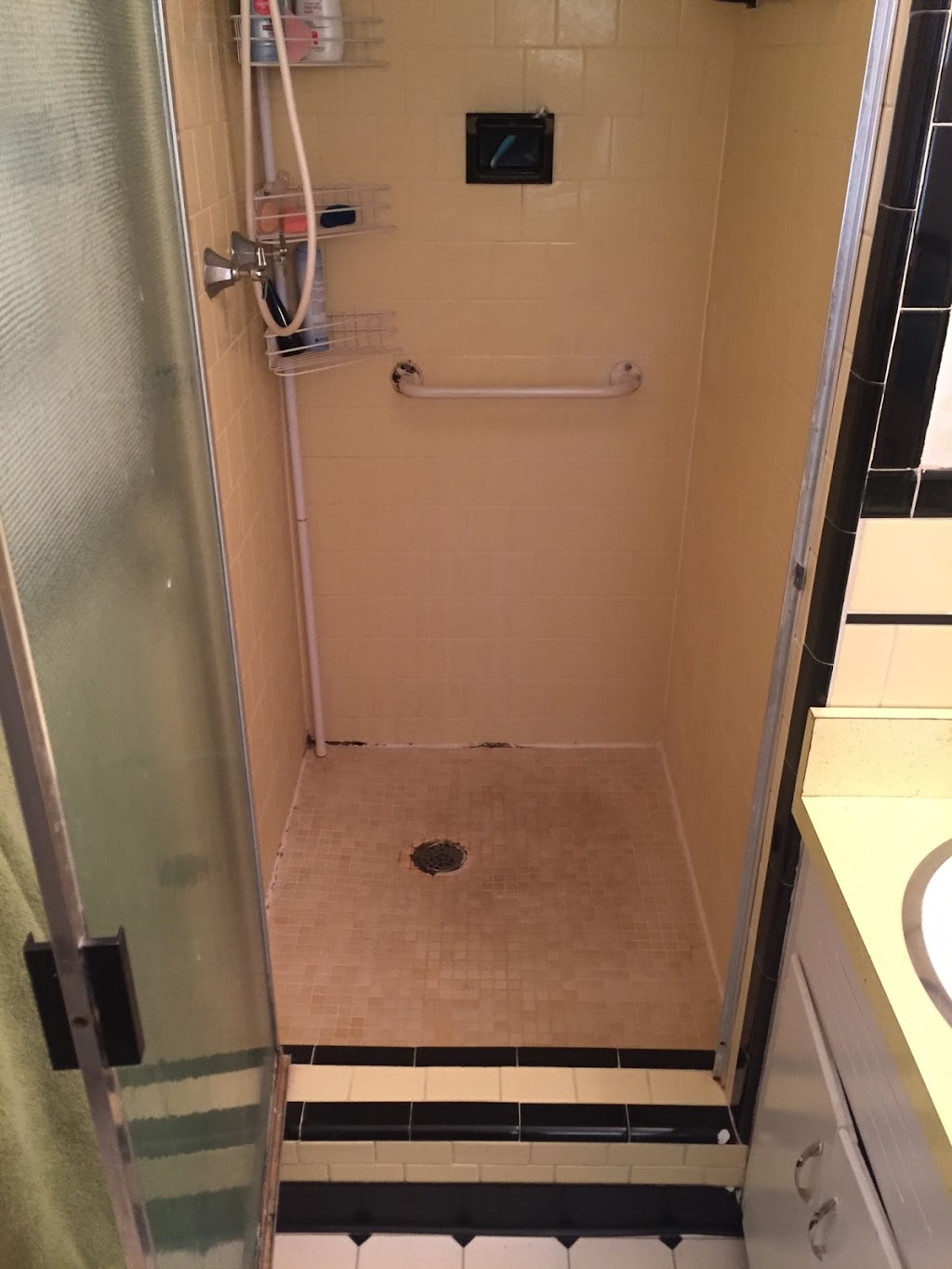 R Js Tub & Tile Refinishing, LLC | 5856 Buck Hunt Lane, New Kent, VA 23124, USA | Phone: (804) 869-2603