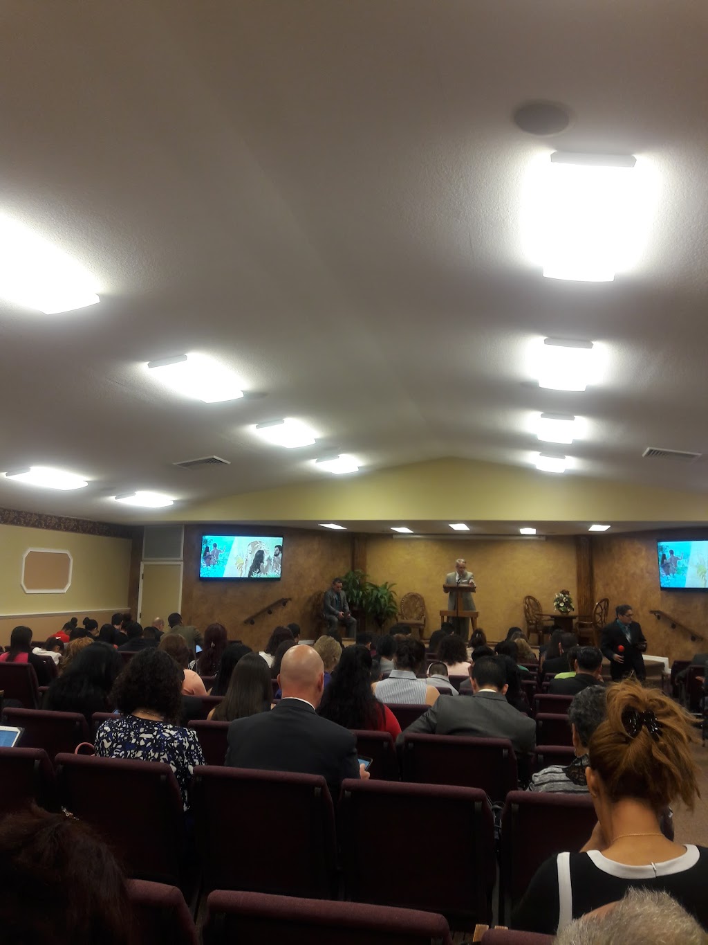 Kingdom Hall of Jehovahs Witnesses | 2000 Trotter Rd, Largo, FL 33774, USA | Phone: (727) 584-7833