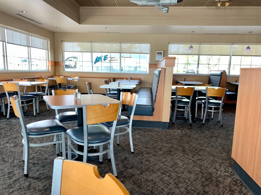 Fort Snelling Memorial Chapel | 1 Tower Ave, Minneapolis, MN 55450, USA | Phone: (612) 279-3555