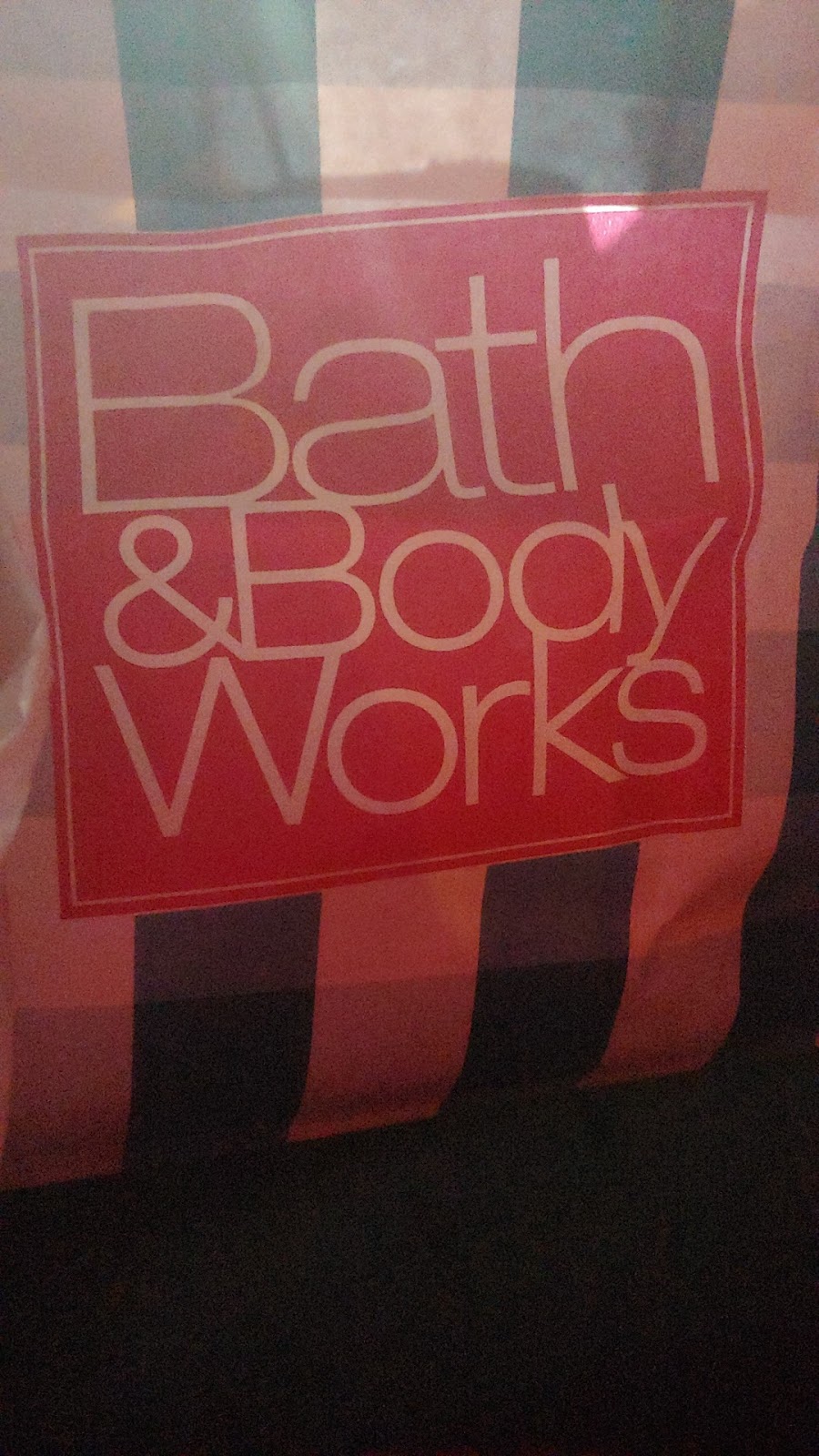 Bath & Body Works | 1818 Military Rd, Niagara Falls, NY 14304 | Phone: (716) 297-1025