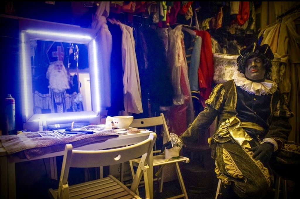 Gerritsen Theatercostuums | Weteringschans 116, 1017 XT Amsterdam, Netherlands | Phone: 020 623 7429
