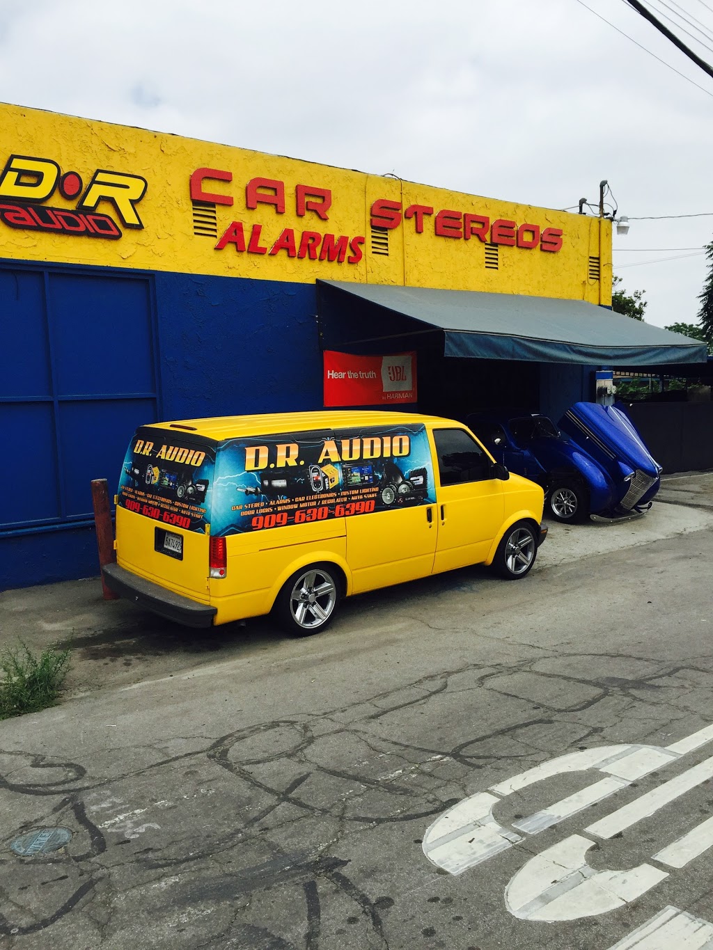 D.R Audio Car Stereos Alarms | 10909 Kadota Ave, Pomona, CA 91766, USA | Phone: (909) 630-6390