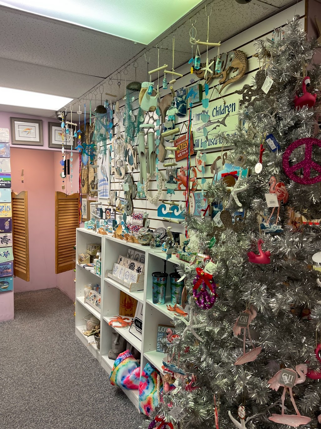 Shorelines Gift Shop | 109 First St, Neptune Beach, FL 32266, USA | Phone: (904) 246-9133