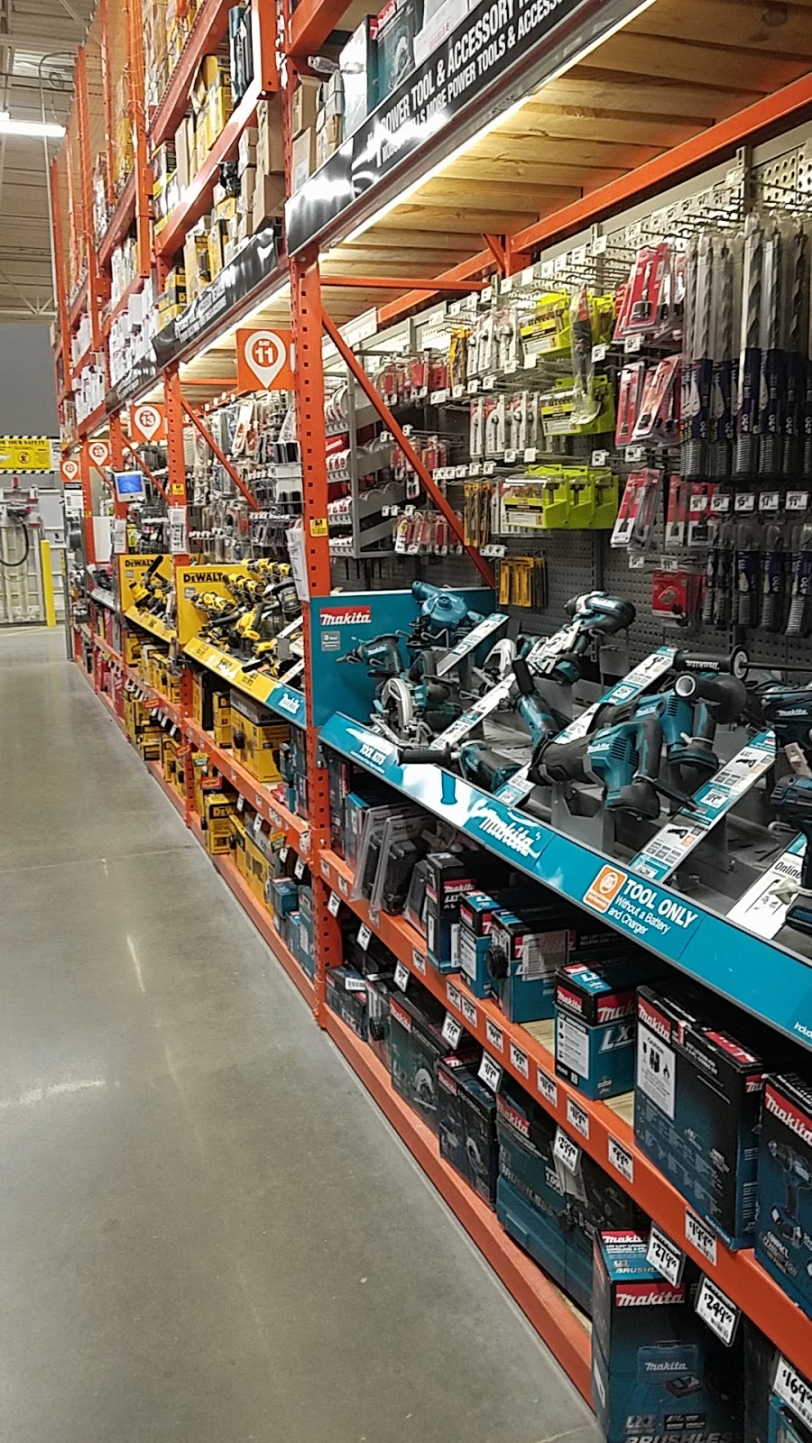 The Home Depot | 1881 Ridge Rd, West Seneca, NY 14224 | Phone: (716) 677-7445