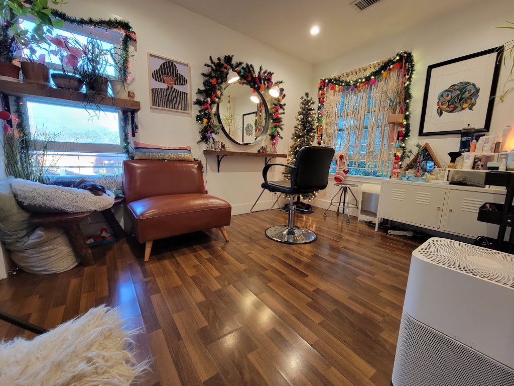 Washed Out Salon | 454 N Ave 56 #2, Los Angeles, CA 90042, USA | Phone: (323) 893-6280