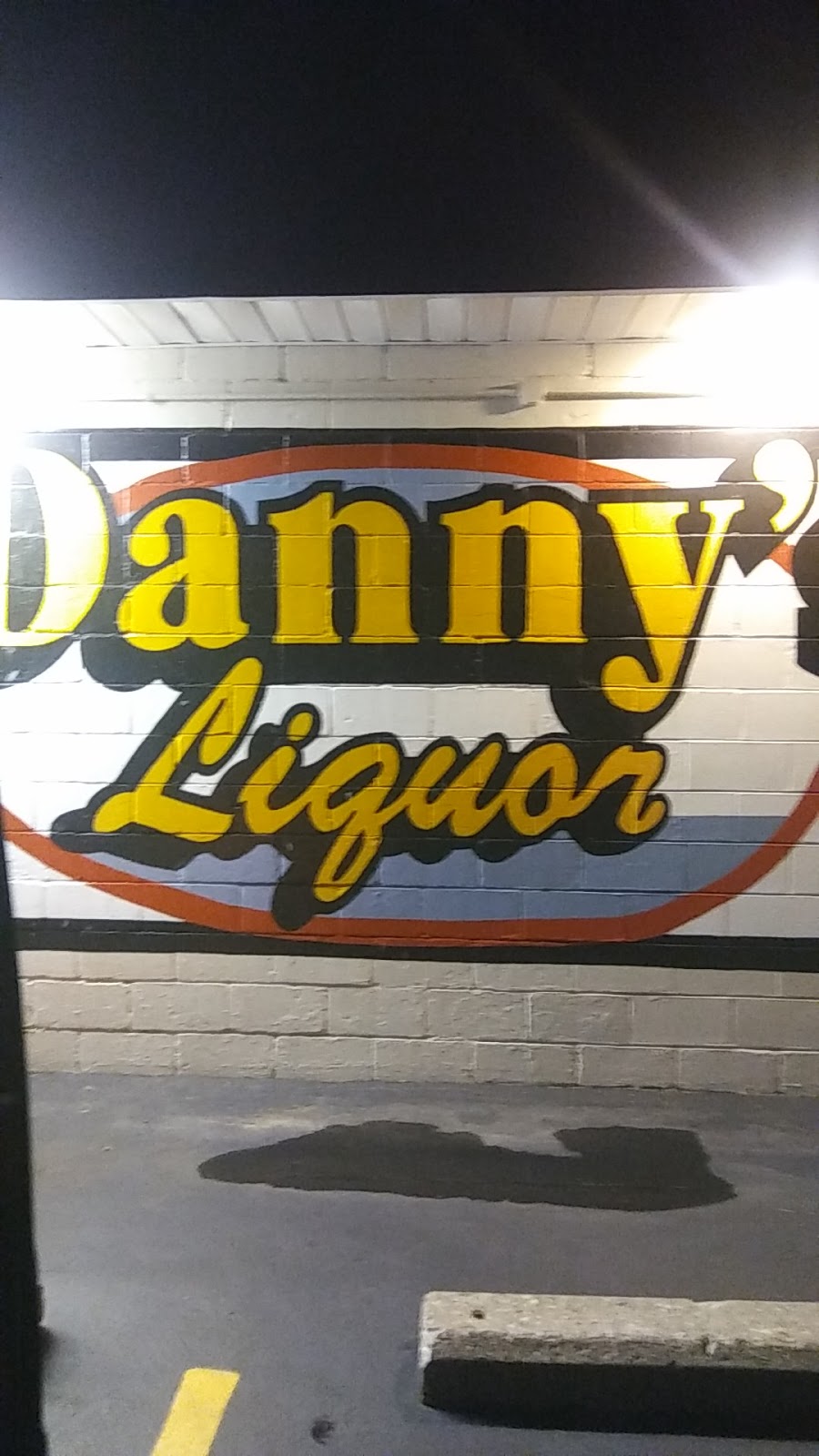 Dannys Liquor | 5108 Pointe Tremble Rd, Algonac, MI 48001, USA | Phone: (810) 794-9733