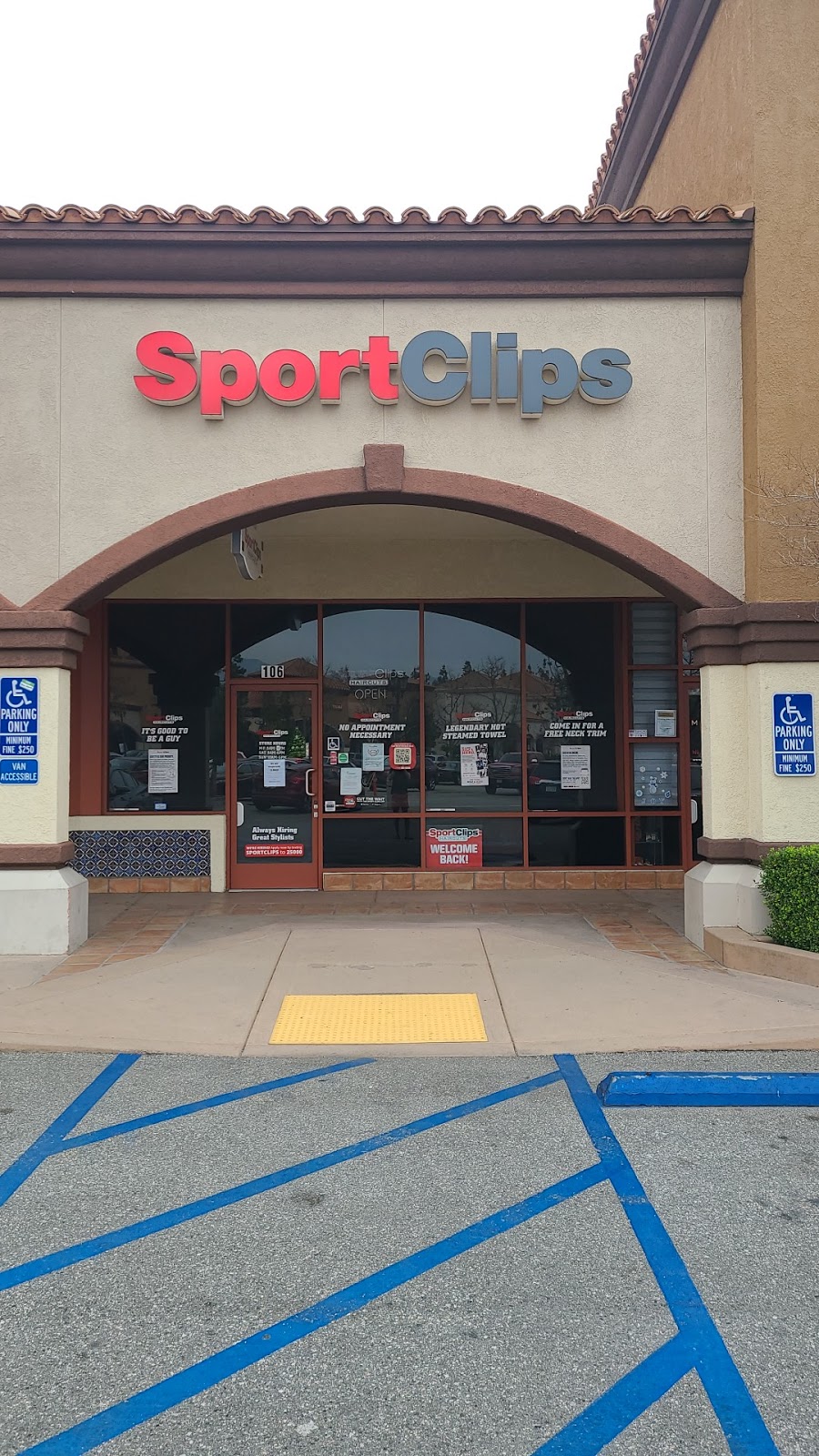 Sport Clips Haircuts of Rancho Cucamonga | 11460 Kenyon Way #106, Rancho Cucamonga, CA 91701 | Phone: (909) 532-8078