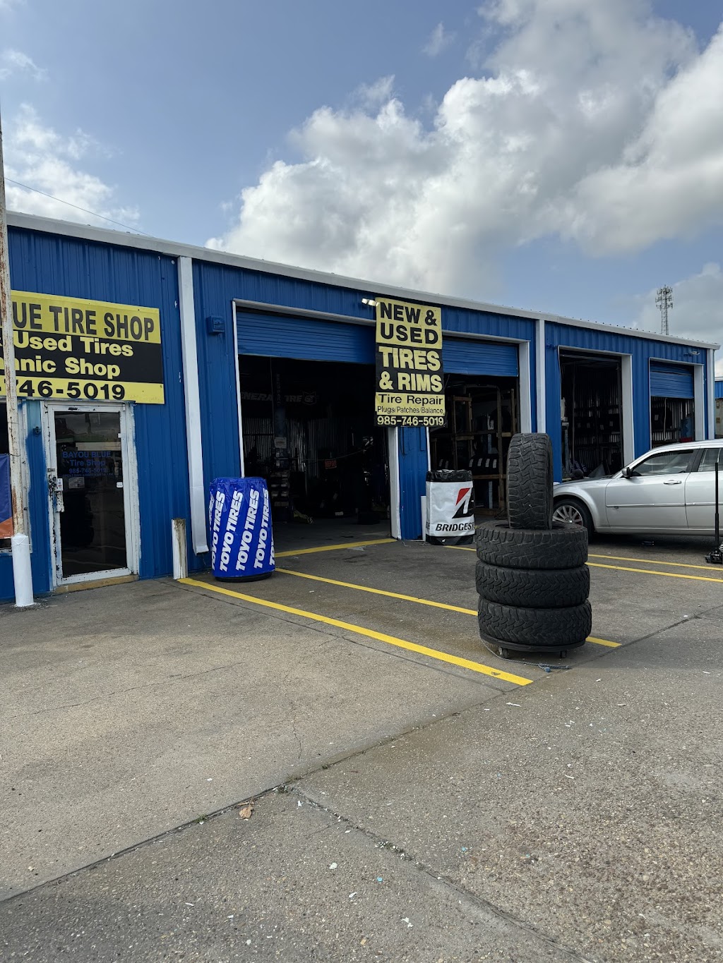 Bayou blue tires shop | 2002 Bayou Blue Rd, Houma, LA 70364, USA | Phone: (985) 746-5019