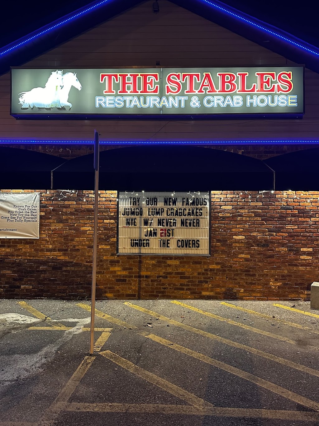 The Stables at Westminster | 452 E Main St, Westminster, MD 21157, USA | Phone: (410) 840-8181