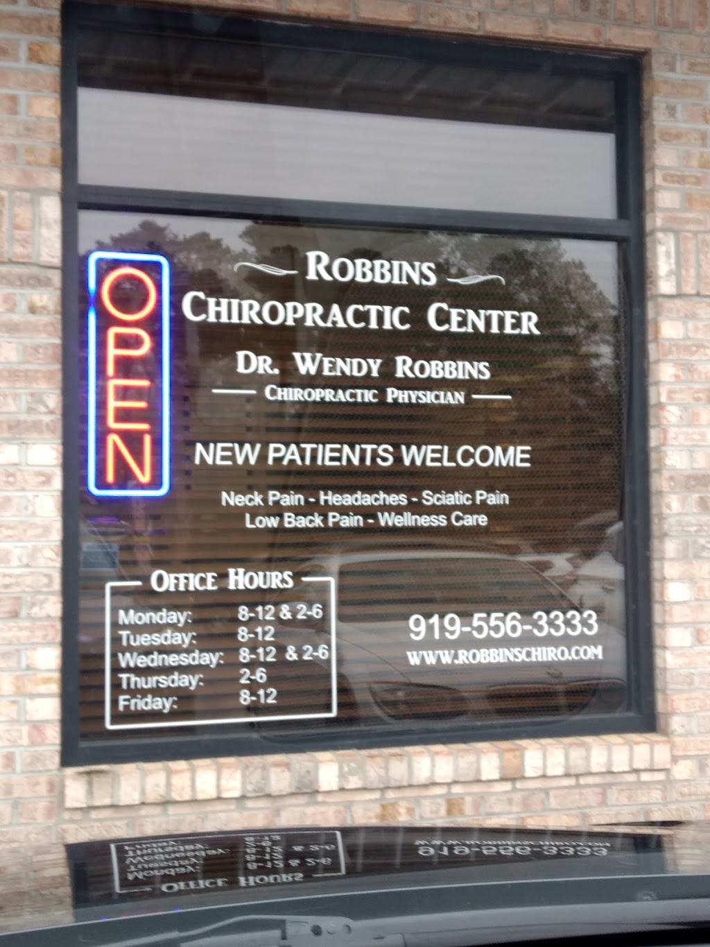 Robbins Chiropractic Center | 406 US-1, Youngsville, NC 27596, USA | Phone: (919) 556-3333