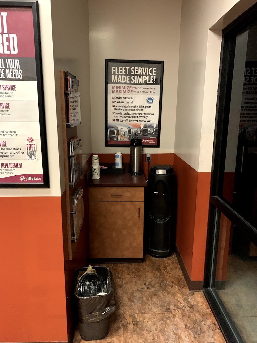 Jiffy Lube | 2908 Samson Way, Bellevue, NE 68123, USA | Phone: (402) 292-1241