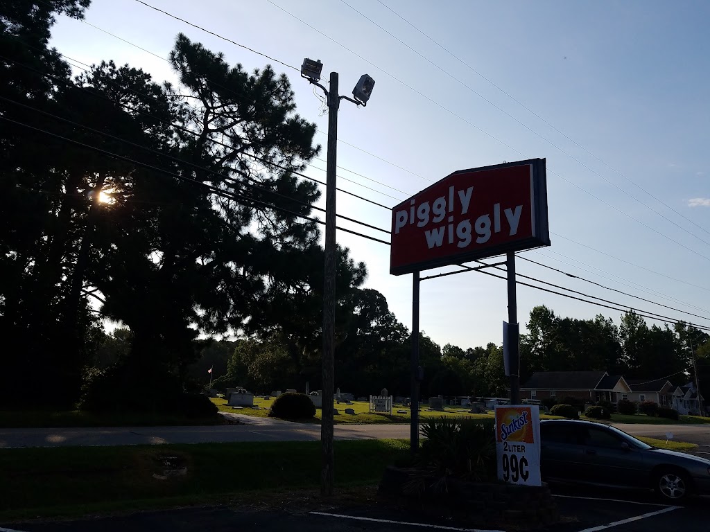 Piggly Wiggly | 607 W 2nd St, Kenly, NC 27542, USA | Phone: (919) 284-4111