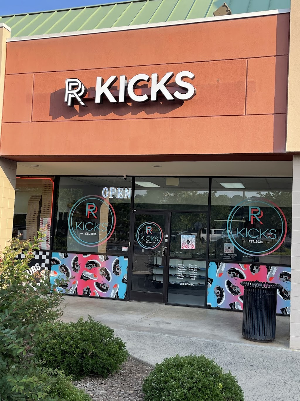 RR KICKS | 104 NC-54 T, Carrboro, NC 27510, USA | Phone: (757) 338-0232