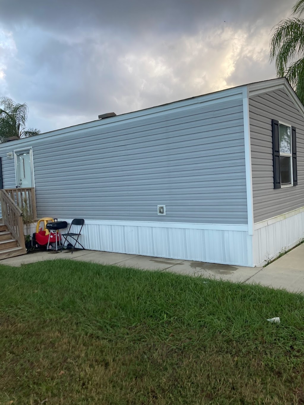 Davpam Mobile Home Community | 102 Magnolia Ln, Tampa, FL 33610, USA | Phone: (813) 621-3268