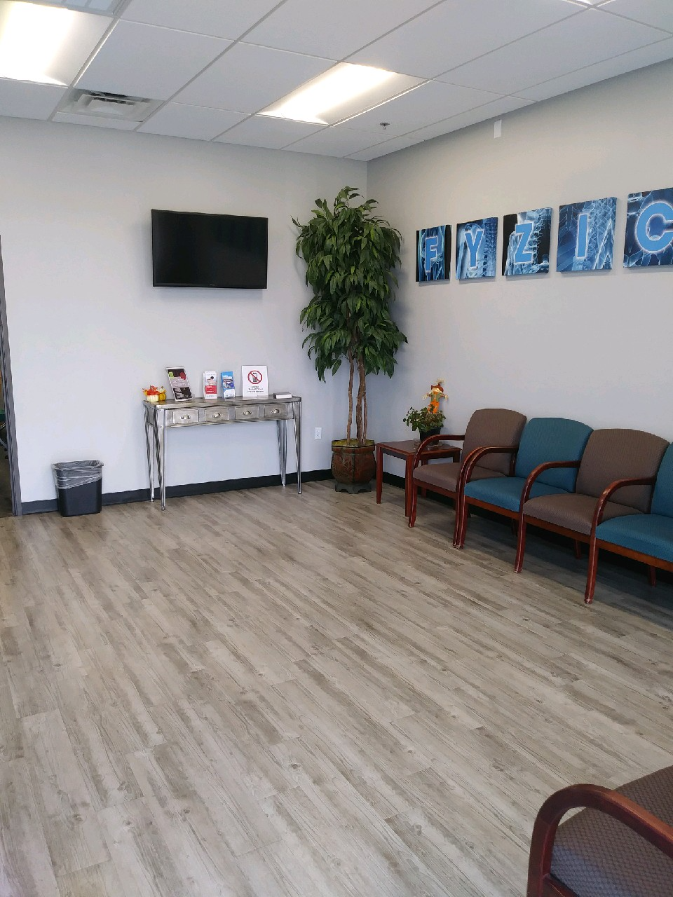 FYZICAL Therapy & Balance Centers - Owasso | 9540 N Garnett Rd, Owasso, OK 74055, USA | Phone: (918) 609-1300