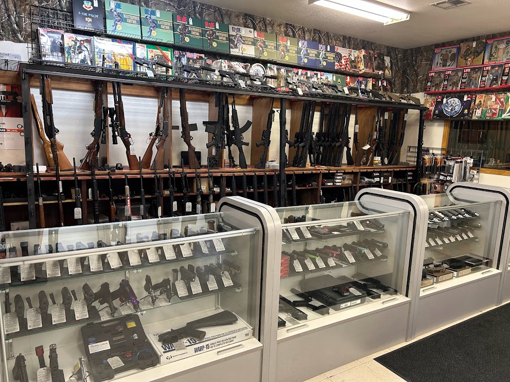 OKIE GUNS AND GEAR LLC | 3301 S Cherokee Dr, Muskogee, OK 74403, USA | Phone: (918) 708-6543