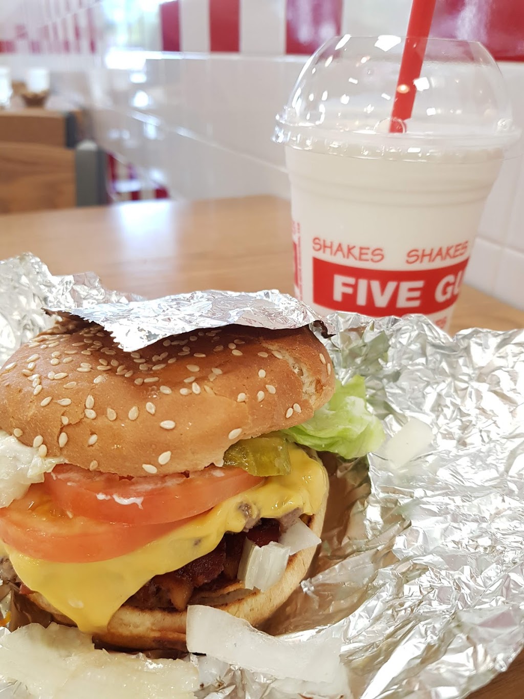 Five Guys | 238 Redwood Shores Pkwy, Redwood City, CA 94065, USA | Phone: (650) 610-0684