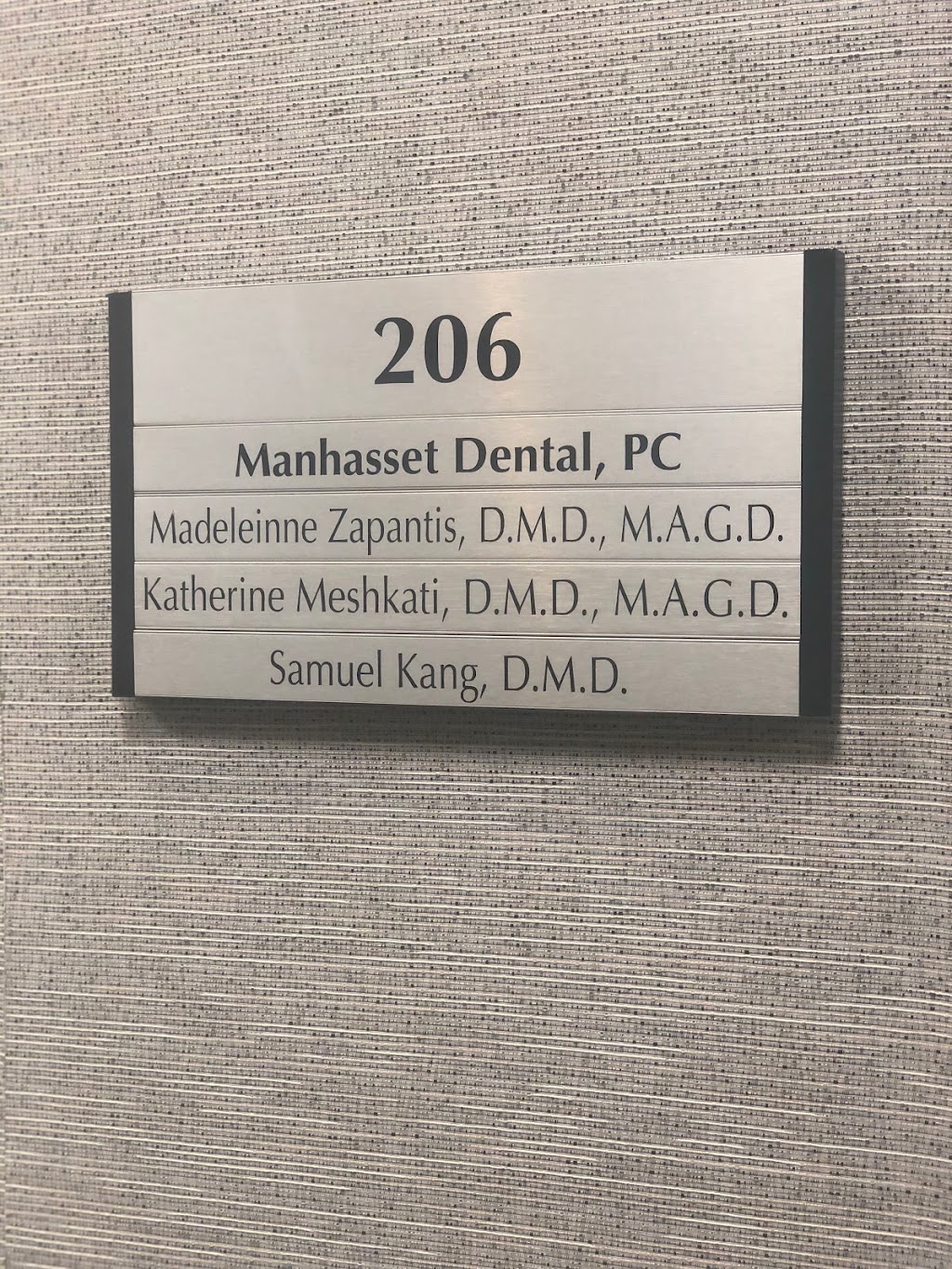 Manhasset Dental | 2110 Northern Blvd Suite 206, Manhasset, NY 11030, USA | Phone: (516) 627-7888