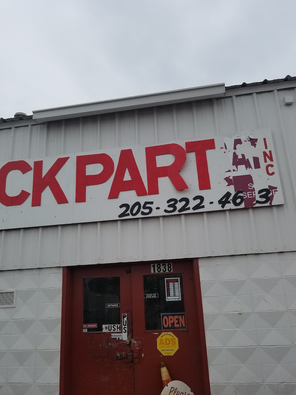 Auto & Truck Parts Inc | 1838 Vanderbilt Rd, Birmingham, AL 35234, USA | Phone: (205) 322-4603