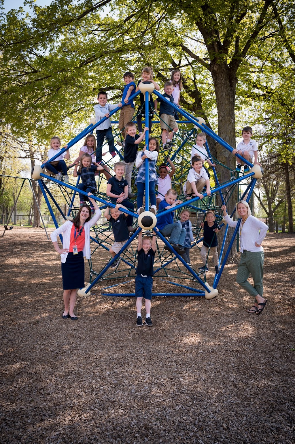 Chapel Hill Academy | 306 W 78th St, Chanhassen, MN 55317, USA | Phone: (952) 949-9014