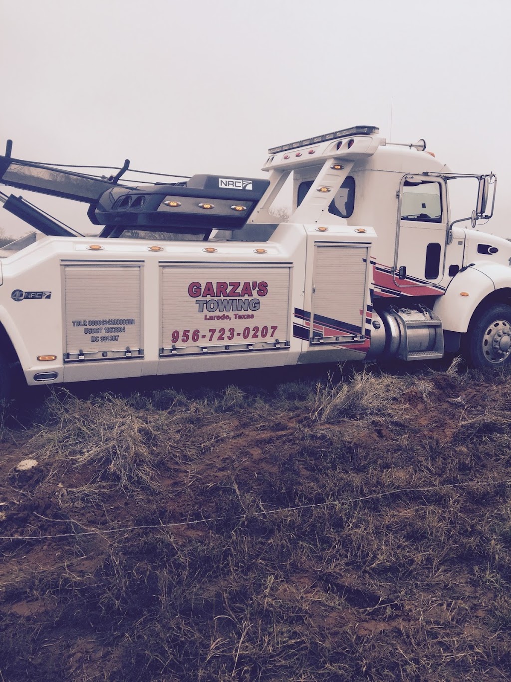 Garzas Towing Inc. | 6001 Riverside Dr, Laredo, TX 78041, USA | Phone: (956) 723-0207