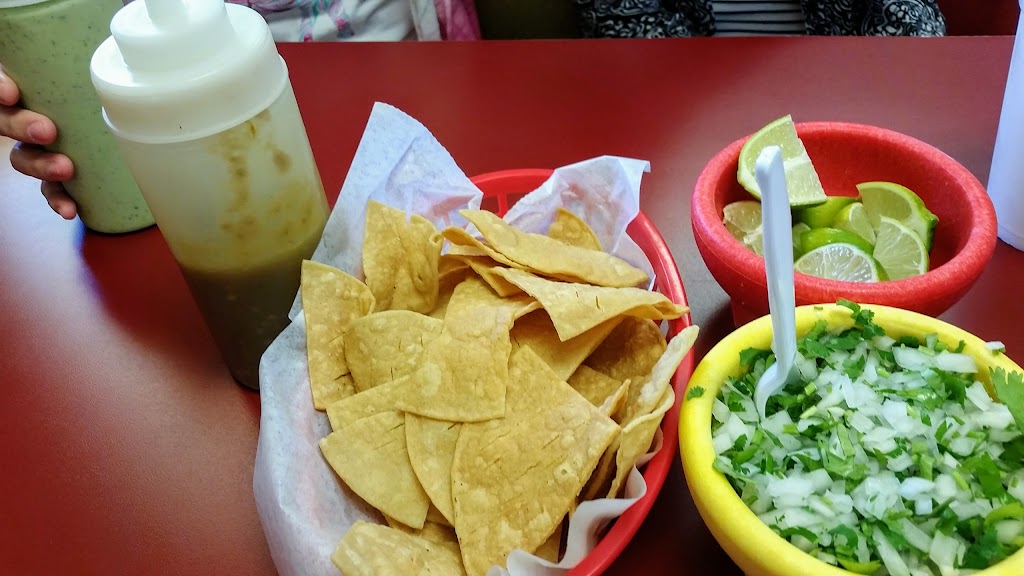 Mr Johns Taco | 1702 Carla St, Zapata, TX 78076, USA | Phone: (956) 765-9232