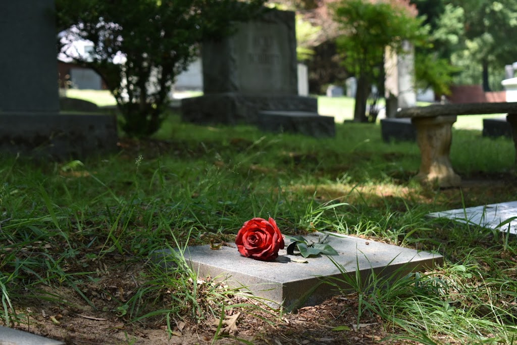 Oakwood Cemetery | 701 Oakwood Ave, Raleigh, NC 27601, USA | Phone: (919) 832-6077