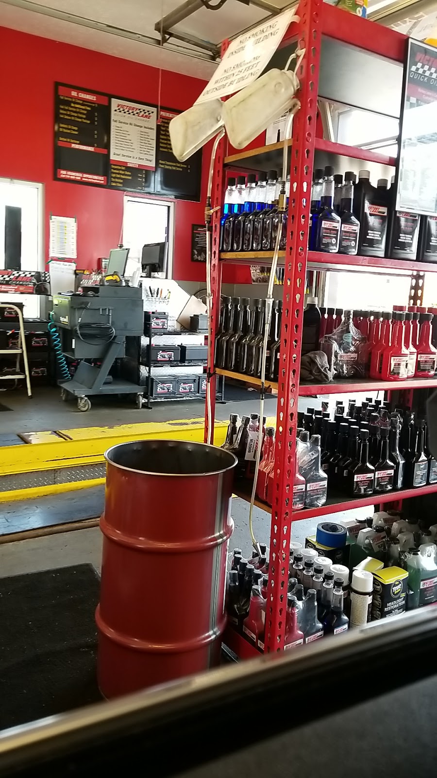 Victory Lane Quick Oil Change | 4300 Monticello Blvd, South Euclid, OH 44121 | Phone: (216) 291-0609