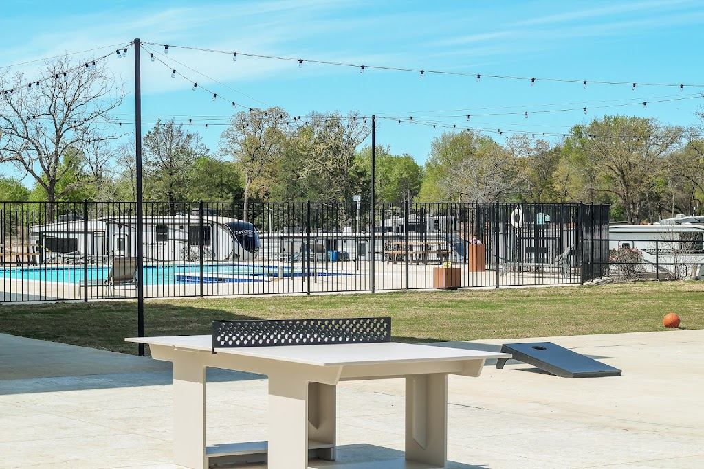 Blue Sky Cedar Creek Lake RV Park | 201 Main Place Blvd, Seven Points, TX 75143, USA | Phone: (903) 432-0188