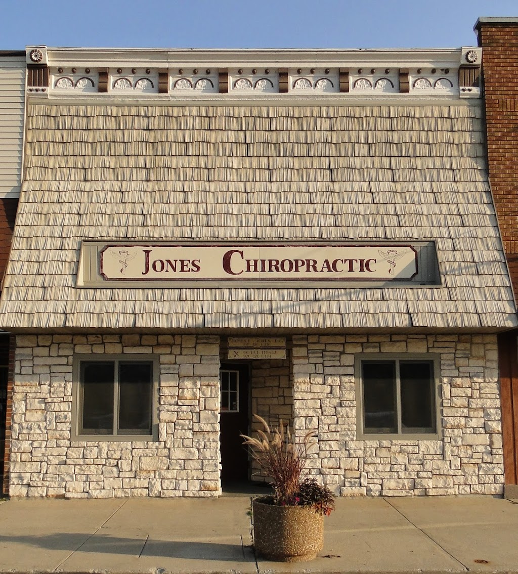 Jones Chiropractic Office | 175 Stark St, Randolph, WI 53956, USA | Phone: (920) 326-6336