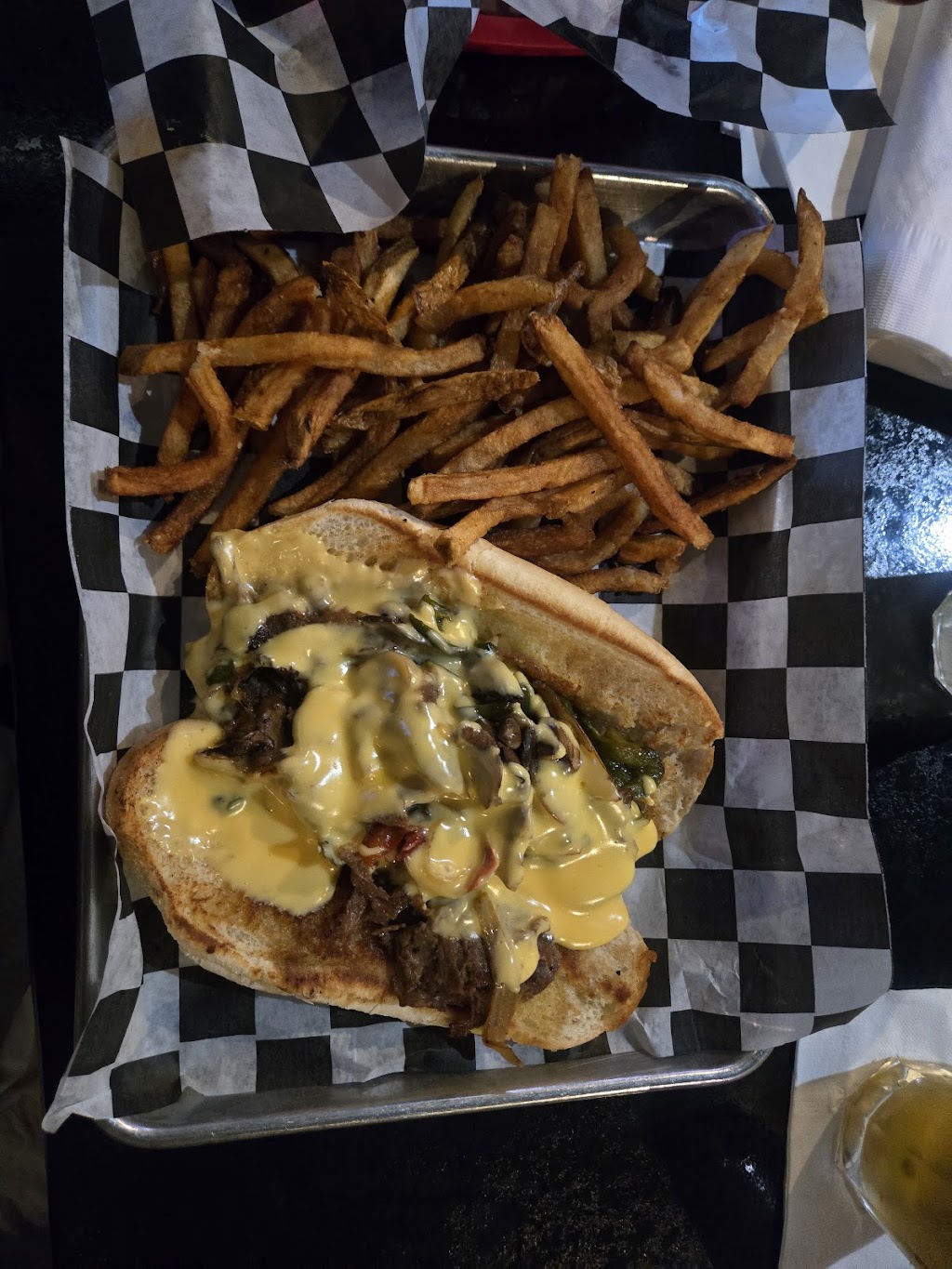 Lobys Bar & Grille | 4736 Hills and Dales Rd NW, Canton, OH 44708, USA | Phone: (330) 479-9860