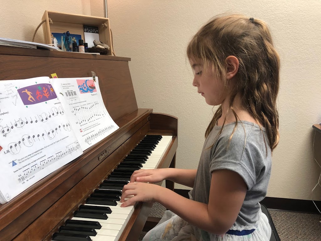 Cedar Tree Music Studio (Piano and Violin lessons) | 2783 Valwood Pkwy, Farmers Branch, TX 75234, USA | Phone: (972) 978-4700