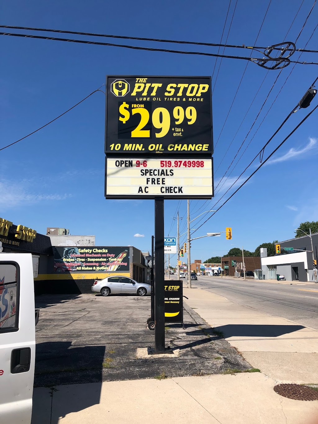 The Pit Stop | 3995 Tecumseh Rd E, Windsor, ON N8W 1J5, Canada | Phone: (519) 974-9998