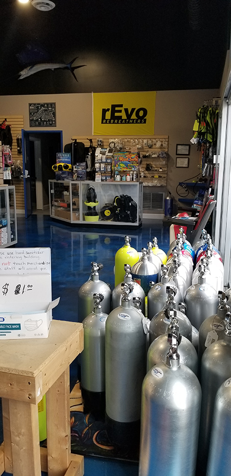 Benthic Scuba & Snorkel Centre | 340 Croft Dr, Tecumseh, ON N8N 2L9, Canada | Phone: (519) 944-1600