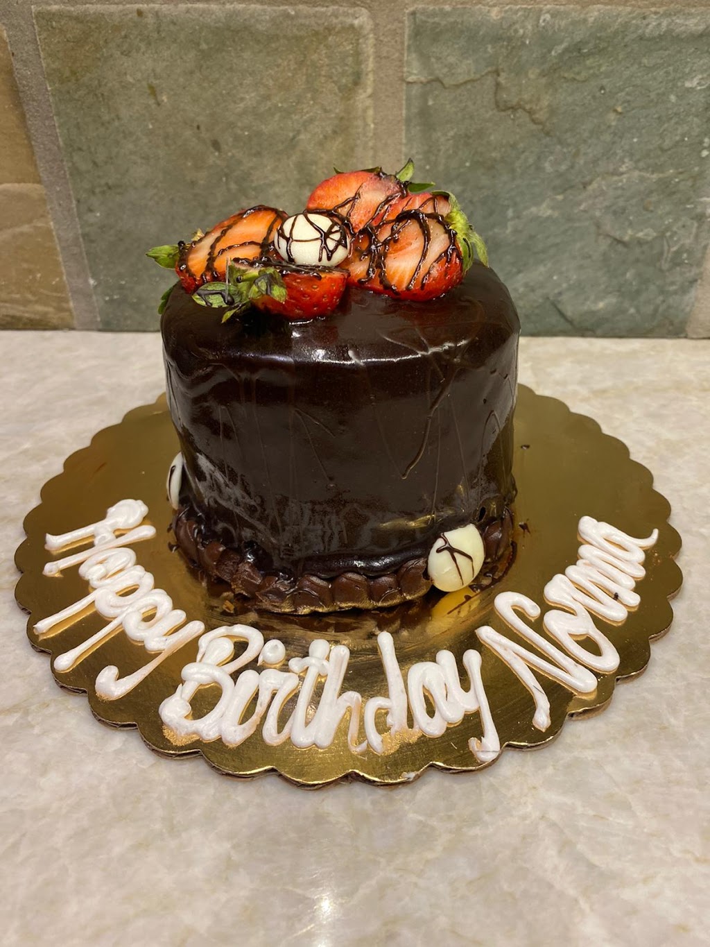 Marios Bakery | 409 Merrick Rd, Oceanside, NY 11572, USA | Phone: (516) 766-0891